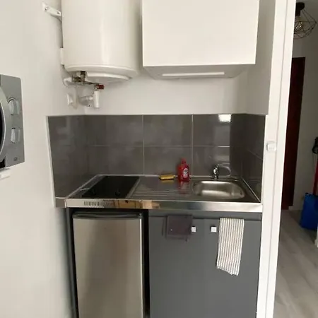 Studio A Deux Pas Du Centre Ville Nantes