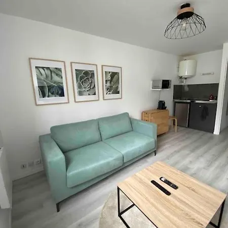 Studio A Deux Pas Du Centre Ville Lägenhet Nantes